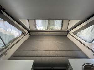 Remolques de Viaje Ligeros de Aluminio con Doble Amortiguación, Modelo A-Frame Camper Aliners Evolution 12, 15 pies, para 4 Personas, Económicos, 2025-2026 - Product Image 3