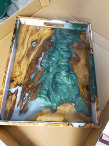 Plateau en résine de bois très demandé, plateau de présentation de luxe fait à la main pour le salon, style d'intérieur, prix de gros - Product Image 3