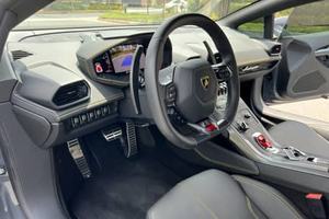 Oferta Especial 2019 Lamborghini Huracán LP580-2 Coupé, Transmisión Automática, Motor V10, Tracción Trasera - Product Image 5