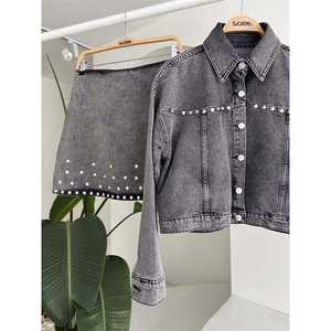 Traje de Mezclilla Vintage 9930 con Detalles de Piedras - Product Image 1