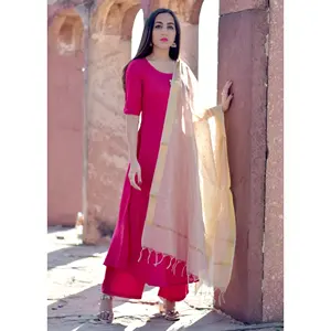 Caftán Corto Estilo Bohemio Indio Hecho a Mano en Rayón Rosa, Transpirable y Resistente al Viento, con Diseño de Borlas para Mujer - Product Image 2
