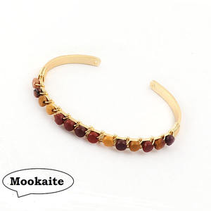 สร้อยข้อมือคาร์เนเลียนธรรมชาติกำไลข้อมือชุบทองแบบปรับได้สร้อยข้อมือลวดห่อลูกปัดสีส้มที่เรียบง่าย - Product Image 5