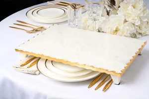 Plateau décoratif pour Shabbat personnalisé, nouvelle arrivée, Judica, marbre blanc, bord doré, plateau à challah, plateau à fromage, couteau, plateaux de service - Product Image 2