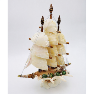 Exquisita estatuilla de barco de Concha: regalos hechos a mano y recuerdos de conchas marinas naturales del océano. - Product Image 2