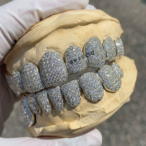 Grilles dentaires personnalisées en argent sterling 925, serties de diamants, style hip-hop, bijoux de luxe, taille ronde brillante, moissanite VS - Product Image 4