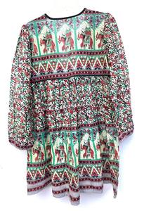 Collection 2025 – Kaftan long tie-dye en rayonne à col en V et manches mi-longues, coupe ample avec fente latérale – Nouveauté Printemps - Product Image 3