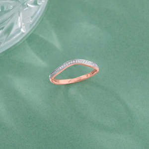 แหวนเพชรออร่า เบลล์ แคชชวล โรสโกลด์ - Product Image 1
