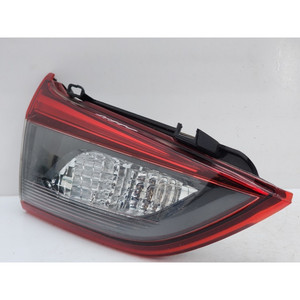 LUZ DE FRENO TRASERA IZQUIERDA INTEGRADA EN LA PUERTA MAZDA 6 Serie 3 Sedan 22665044 SHY1 (12>) - Product Image 3