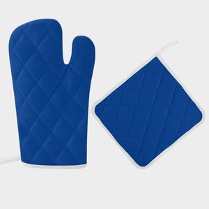 Ensemble de gants de cuisine - Product Image 1