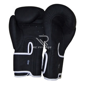 Gants de boxe en cuir noir personnalisés 2025 – Qualité supérieure, gants MMA antidérapants avec fermeture auto-agrippante – Vêtements de fitness RC – Vente en gros - Product Image 1