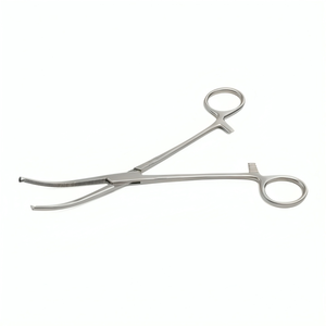 คีมหนีบหลอดเลือดแบบโค้ง 20 ซม. พรีเมียม 1x2 ซี่ฟัน สำหรับผ่าตัดสัตว์ ทำจากสแตนเลสสตีล ยี่ห้อ Ochsner Rochester Class - Product Image 3