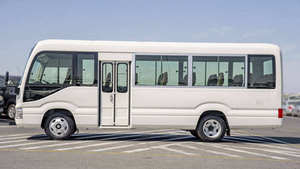 CHEAP 2024 Van Gas/Petrol Euro IV Dark AWD Leather Interior Left Steering <b>Panoramic</b> Sunroof Automatic 360 Rear <b>Camera</b> 4 Seats - Product Image 3