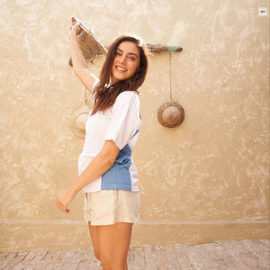 T-shirt unisexe décontracté Ultifresh hybride à empiècements contrastants en non-tissé, motif uni en laine, polyester et coton, respirant et anti-humidité - Product Image 4