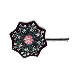 Meilleure qualité nouveau Design fil de lingot broches belle mode Badges personnalisés bas prix cuir matériel en gros #00658 - Product Image 2