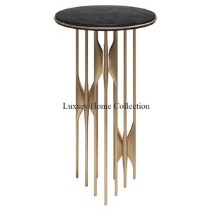 Table d'appoint en métal de créateur de fantaisie couleur or Design luxueux Cadre plaqué brillant couleur or avec dessus en marbre de couleur noire - Product Image 2