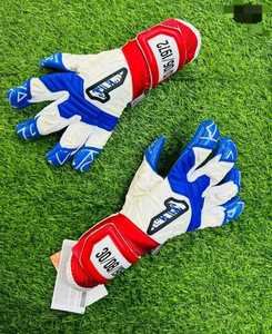 Guantes de portero de fútbol Agarre de grado profesional: látex alemán de 4mm garantiza fútbol al por mayor personalizado de alta calidad - Product Image 3