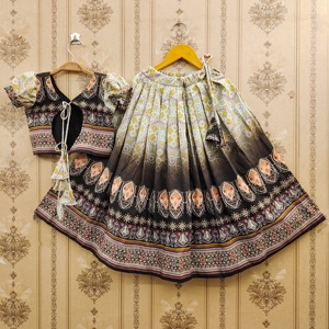Shoryam Fashion Lehenga Choli pour filles, en polyester, imprimé ethnique, longueur ras du sol, entièrement cousu, tendance premium, best-seller, nouvelle arrivée - Product Image 2