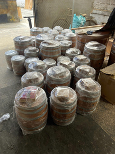 Baril à vin en bois de chêne et de pin personnalisé en gros, lotus bleu du Vietnam, prix personnalisé moins cher pour le stockage du vin - Product Image 5