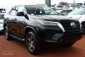 Fortuner GX SUV 2024, 6 Plazas, Equipamiento Completo, Volante a la Derecha, Sin Accidentes y con Garantía - Product Image 6