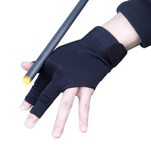 Gants de bâton de queues de table de billard à 3 demi-doigts pour la main droite Accessoires d'impression en soie antidérapants pour la meilleure qualité unisexe. - Product Image 4