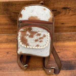 Mini sac à dos en cuir suédé fait main pour femmes, sac à dos de voyage en cuir de vachette à poils occidentaux, sac à dos de randonnée multifonctionnel, vente en gros - Product Image 3