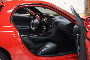 Classique vintage pour Mazda RX7 1993, arme de rue sans excuses - Product Image 3