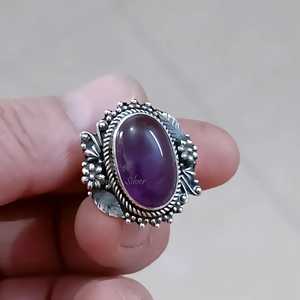Anillo Ovalado de Amatista Hecho a Mano, Plata de Ley 925, Piedra de Nacimiento de Febrero - Product Image 4
