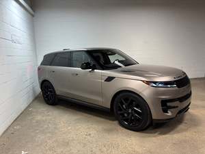 Range Rover Sport P360 SE AWD 2023 d'occasion, incroyablement parfait, avec faible kilométrage, en stock, proposé à un prix fantastique - Product Image 6