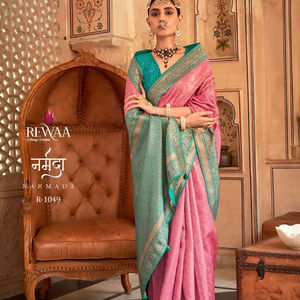 El último diseñador Banarasi Silk Zari Weaving Saree de Fab Zone - Product Image 1