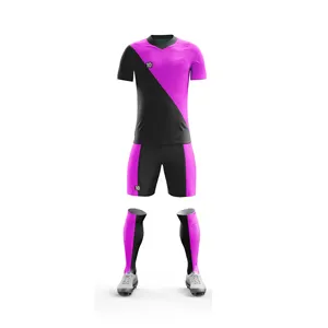 2024 özelleştirilmiş yüksek kaliteli süblimasyon futbol forması yeni tasarım futbol forması seti takım giymek