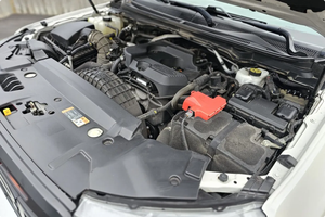 LISTO PARA CONDUCIR - USADO, VOLANTE A LA IZQUIERDA |   CONDUCCIÓN DERECHA |   Ford Ranger Lariat SuperCrew 4x4 2019 - Product Image 6