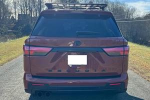 รถ SUV ออฟโรดขนาดใหญ่ ปี 2024 รุ่นประสิทธิภาพสูง ขับเคลื่อน 4 ล้อ รุ่น Pro Edition พร้อมระบบกันสะเทือนที่แข็งแกร่งและคุณสมบัติระดับพรีเมียม - Product Image 2