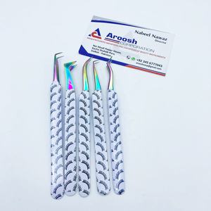 Pince à épiler d'extension de cils en acier inoxydable de haute qualité en gros pointe arc-en-ciel avec impression de cils pointe durable et pointue - Product Image 3