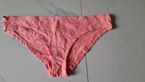 Calzoncillos de cobertura completa para mujer, ropa interior de algodón para el día a día, colores divertidos, corte alto, punto suave, decoración con agujeros, transpirable - Product Image 2