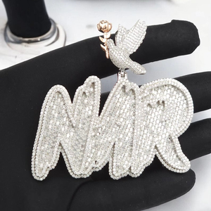 Pendentif personnalisé en moissanite sertie de pierres avec anse en forme d'aile d'ange en argent sterling 925, bijoux de fête hip-hop unisexe - Product Image 2