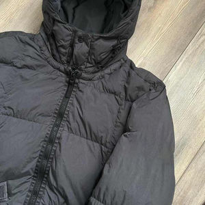 Chaquetas de invierno para hombre más vendidas, color sólido de calidad superior, acolchado profundo con cuello levantado, ropa de invierno impermeable de estilo callejero - Product Image 3