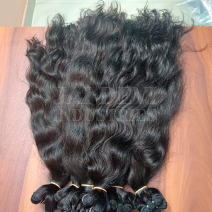 Extensions de cheveux humains vierges indiens personnalisés de qualité supérieure Cheveux à double trame supérieurs dans tous les styles légers de vague de corps Yaki Style Fumi - Product Image 3
