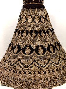 นักออกแบบอินเดียสุดพิเศษ Lahenga Choli พร้อมเสื้อเดรสดีไซน์เนอร์อินเดียแบบดั้งเดิมสวมใส่สบายๆวัสดุเดรสสีชมพูสีสันสดใส - Product Image 3