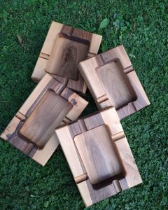 Cendrier en bois fabriqué à la main pour une durabilité à long terme offrant un style confortable et une finition en bois intemporelle - Product Image 5