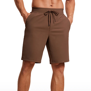 Pantalones cortos de diseño casual y elegante para hombre, diseñados para un uso cómodo con un aspecto fresco y una apariencia diaria equilibrada. - Product Image 1