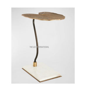 Support de conception de plumes pour Table d'appoint Couleur argent Aluminium coulé à la main Designer Fancy Look Table d'appoint - Product Image 3