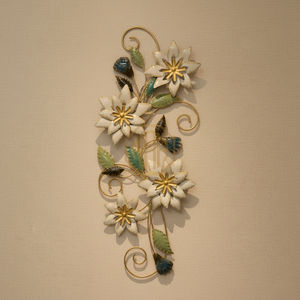 Horloge murale en métal 3D de luxe, design artisanal traditionnel pour la décoration murale du salon - Product Image 5