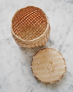 Boîte de rangement en bambou avec couvercle Boîte en bambou faite à la main Décoration de table pour la maison naturelle écologique Vente en gros du Vietnam - Product Image 2