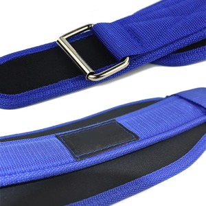 Cinturón de levantamiento de pesas de cuero resistente con hebilla ajustable para entrenamiento de gimnasia sentadillas y soporte de fuerza central - Product Image 3