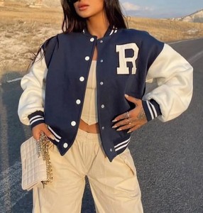 Tendance 3D Broderie Logo Femmes Letterman Vestes En Gros Varsity Veste Personnalisé Femme Varsity Vestes Fabricant - Product Image 3