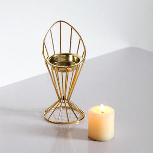 Portavelas decorativo de metal, moderno adorno de mesa, centro de mesa para bodas, soporte votivo premium, decoración para el hogar, regalo para festividades - Product Image 3