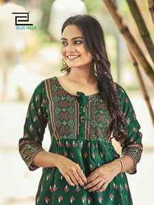 Nueva Colección Moderna de Diseñador, Exportación India, Buena Calidad, Buen Precio, Top Corto de Rayón con Estampado, Moda Femenina, Exportador - Product Image 5