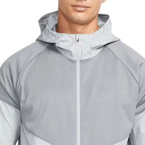 Venta al por mayor de chaqueta de lluvia ligera impermeable con capucha impermeable al aire libre cortavientos personalizado su propia chaqueta cortavientos para hombres - Product Image 3