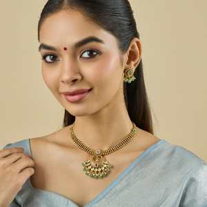 Antique <b>Necklace</b> 181040 Elegant and Timeless for Wedding Occasions - Product Image 1