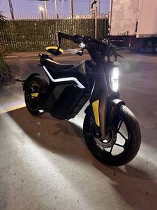 สกู๊ตเตอร์ไฟฟ้าทรงพลังจากจีน 72V 110 กม./ชม. ความเร็วสูง รุ่นปี 2025 แฟชั่น รถจักรยานยนต์ไฟฟ้าสำหรับผู้ใหญ่ พร้อมราคา - Product Image 2